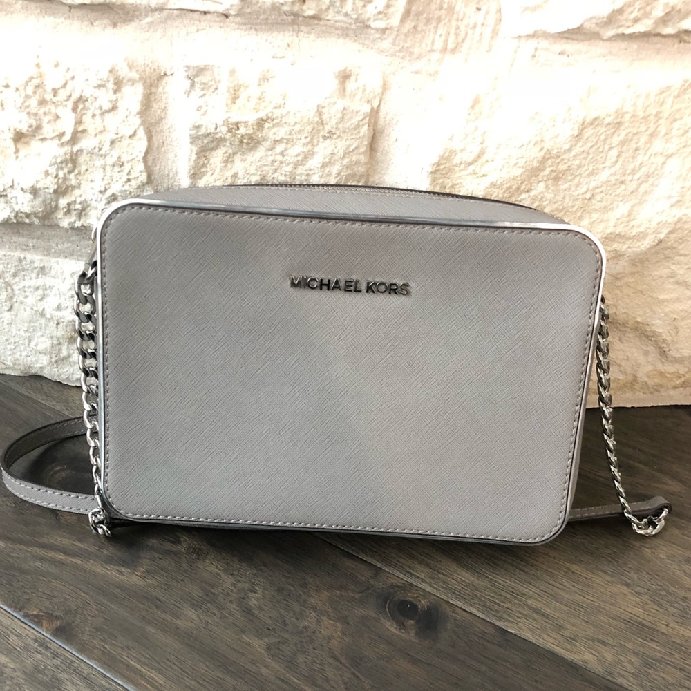 Michael Kors Jet Set Travel Chain CrossBody Bag